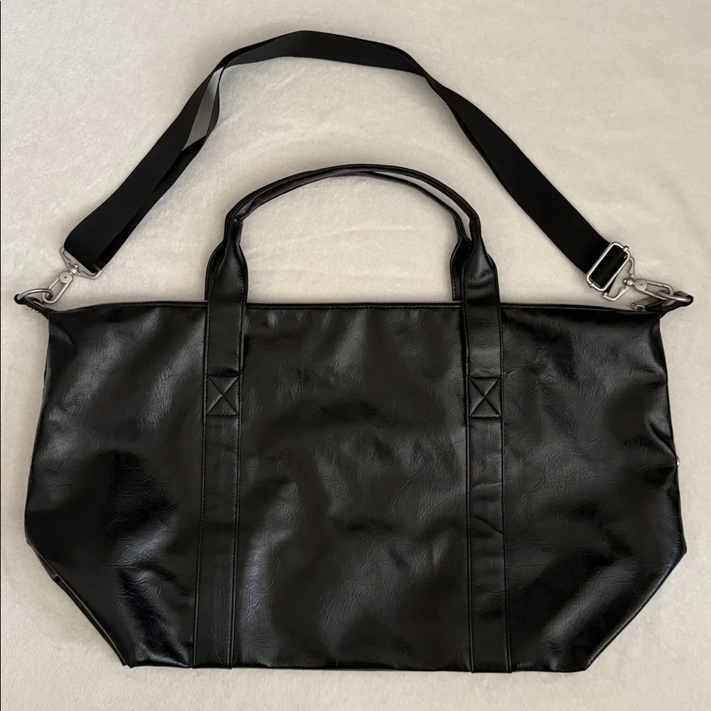John Varvatos | Faux Leather Weekender Travel Duffel Tote Bag Shoulder Strap - Picture 9 of 16